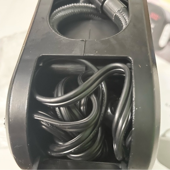 Just In Case 12V Air Compressor - Picture 12 of 15